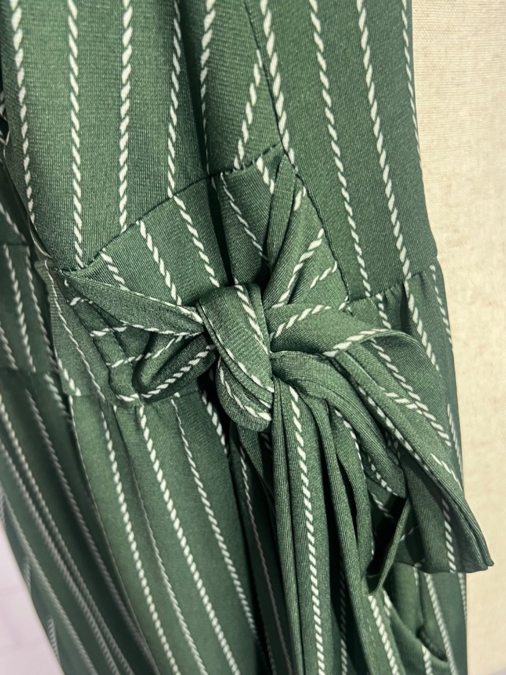Like New |•KAILEIGH•| Green Striped Wide Leg Jumpsuit Tie Waist Crisscross Top - Picture 7 of 11